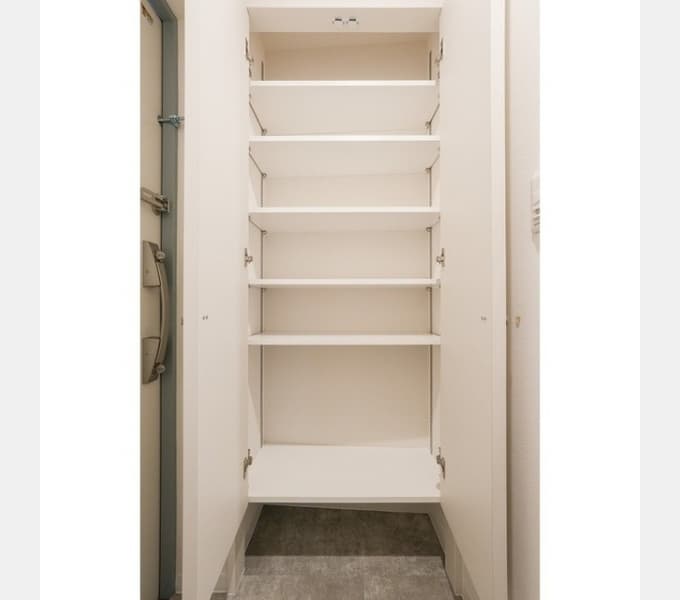 Room image 15