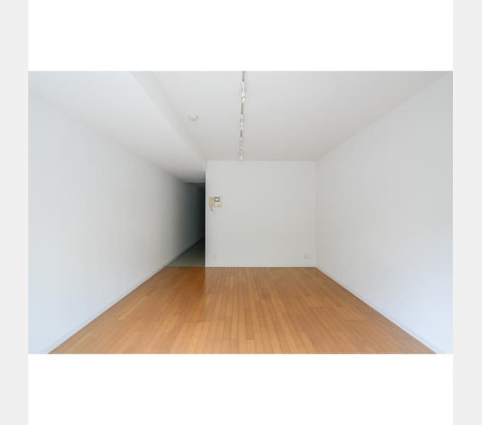 Room image 14