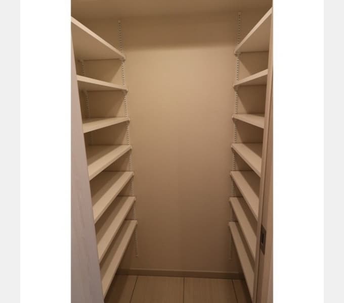 Room image 14