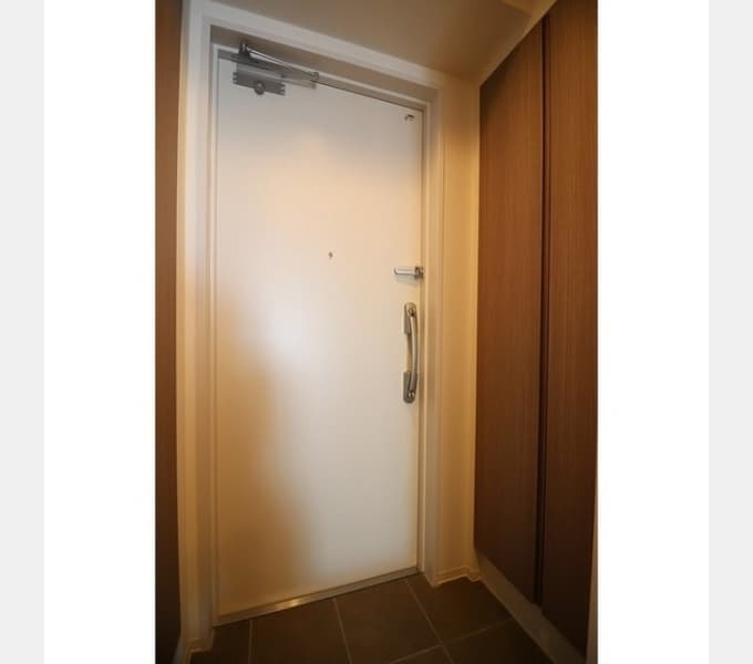 Room image 11