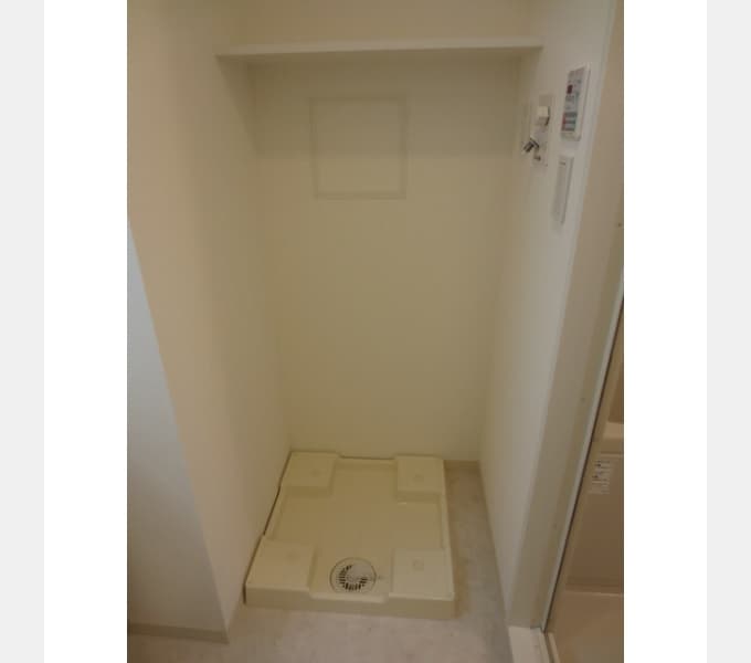 Room image 14