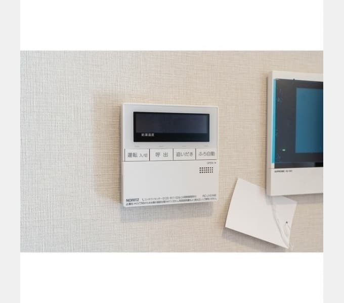 Room image 12