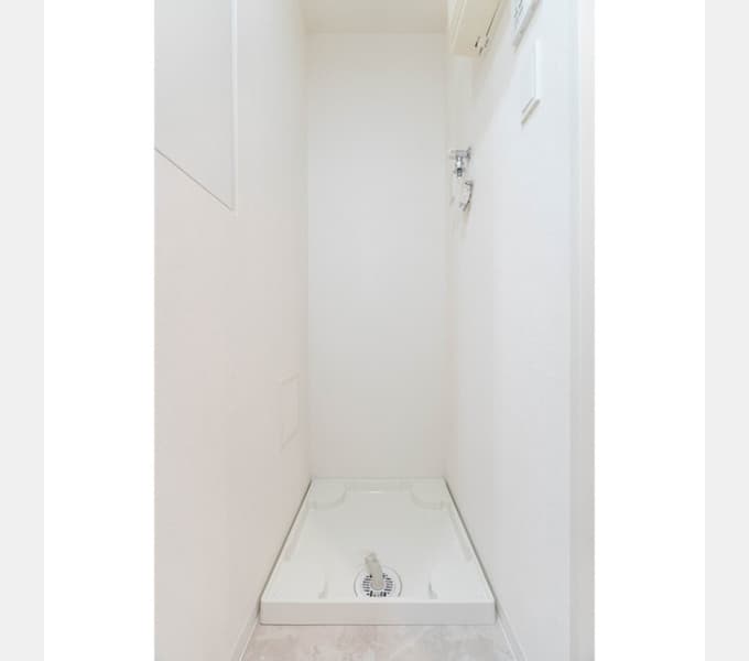 Room image 12