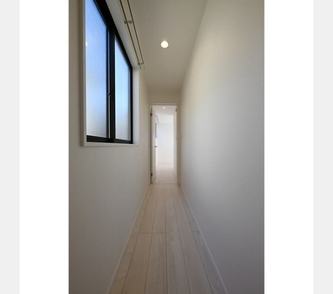 Room image 14