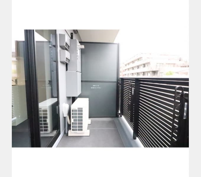 Room image 11