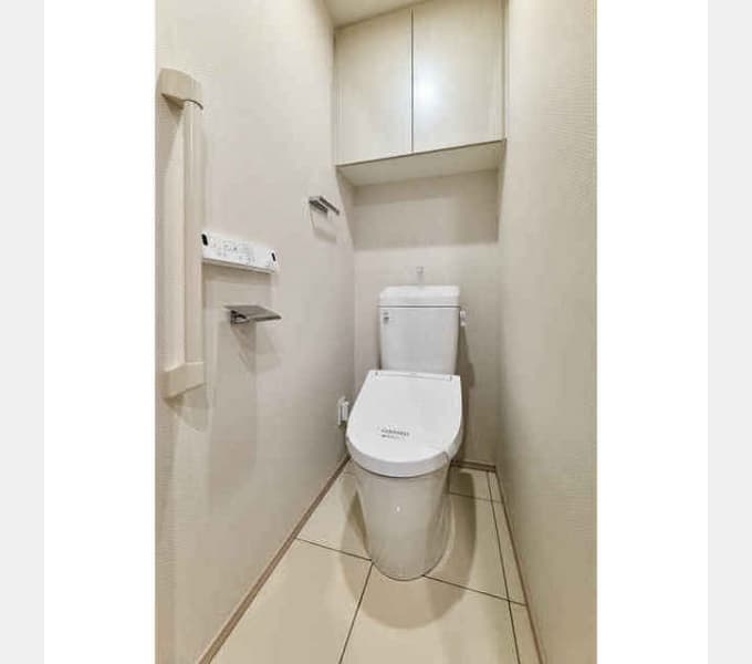 Room image 8