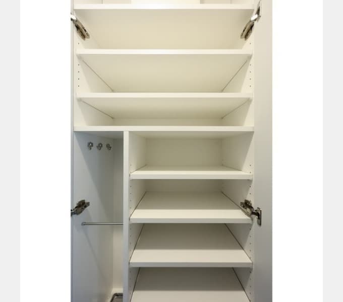 Room image 13