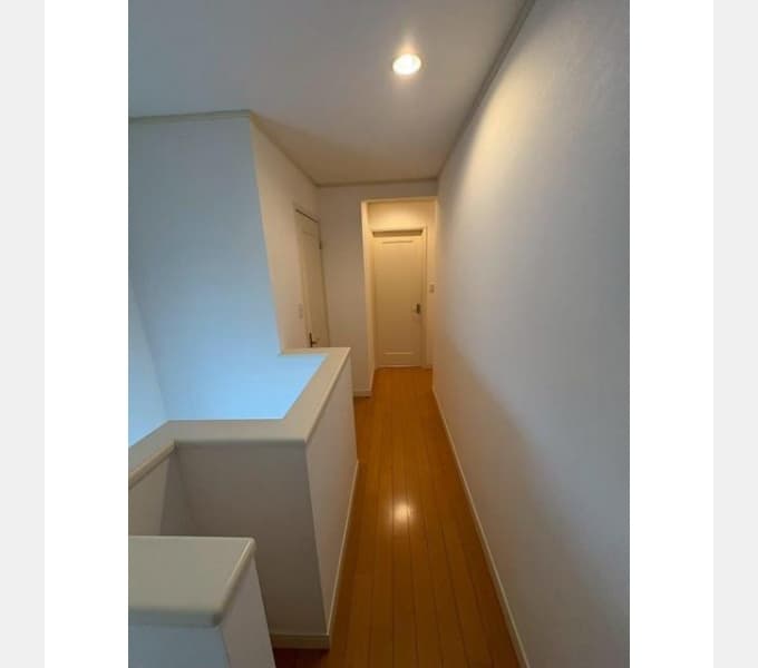 Room image 13