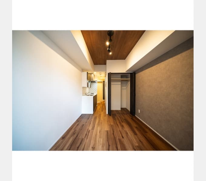 Room image 9