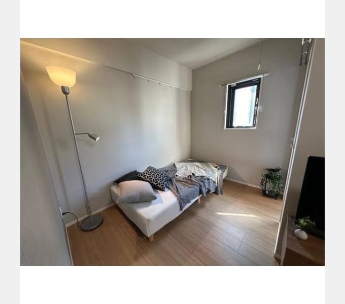 Room image 9