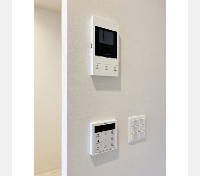Room image 11