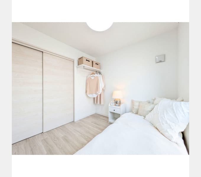 Room image 9