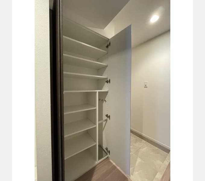 Room image 14