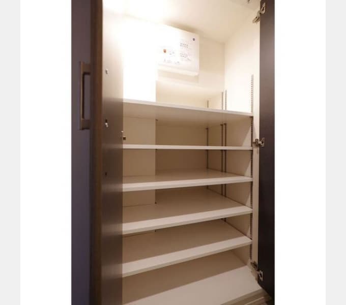 Room image 13