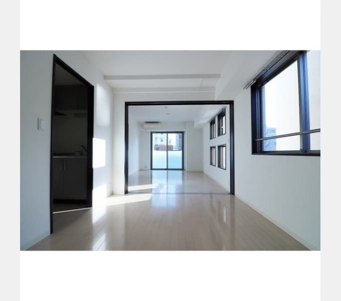 Room image 15