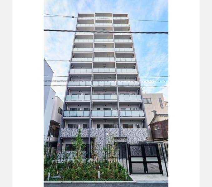 Main exterior of Augusta Residence Shinkoiwa