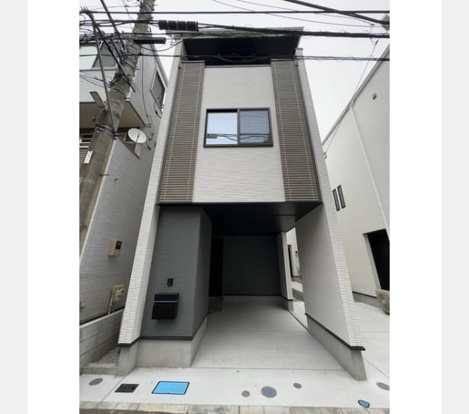 Main exterior of KoletMusashikosugi