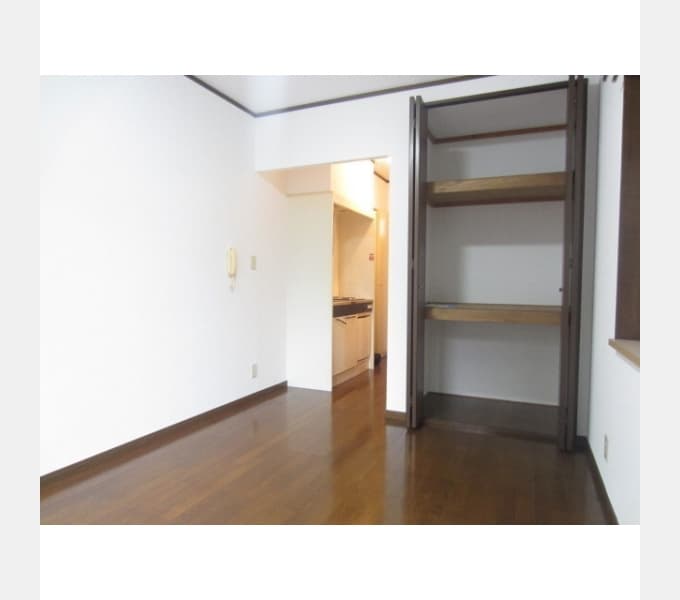 Preview interior of Kugenuma Flora