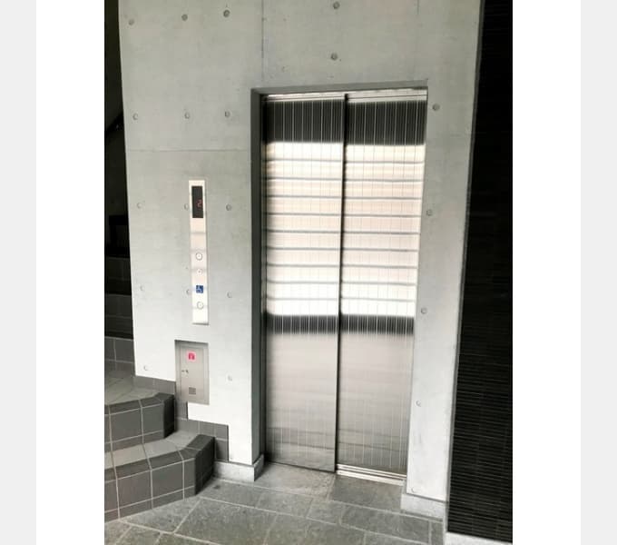 Room image 9