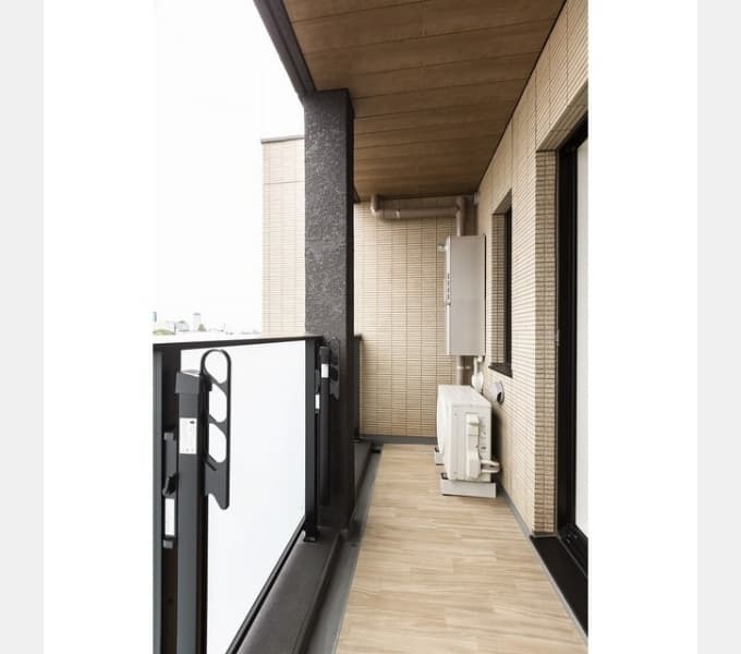 Room image 10