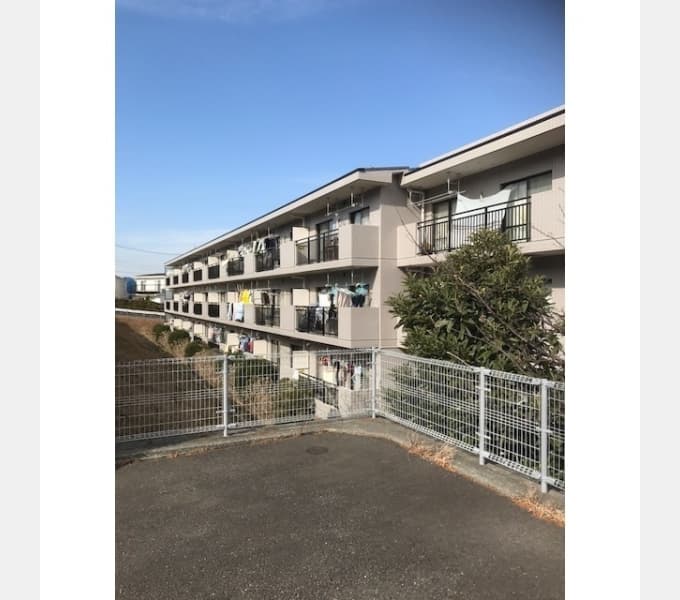 Main exterior of Espoir Shofudai II Building