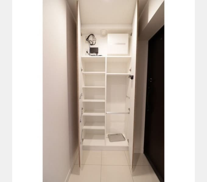 Room image 13