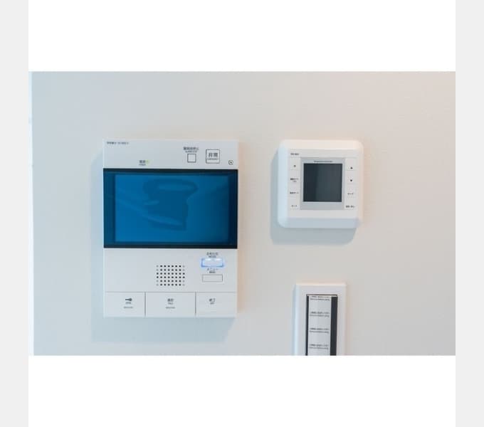 Room image 11