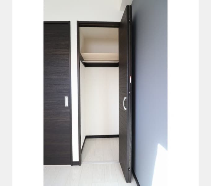 Room image 15