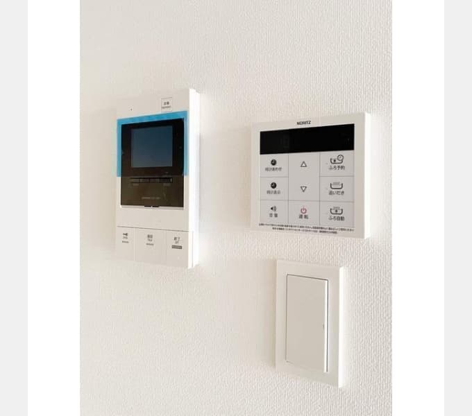 Room image 11