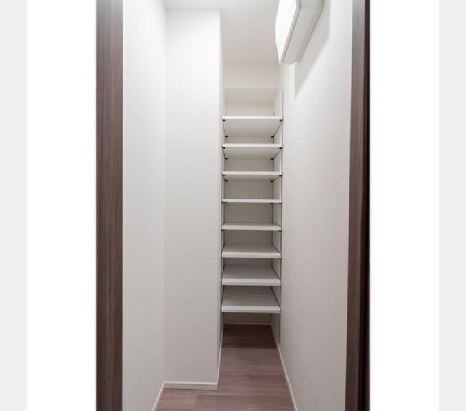 Room image 13