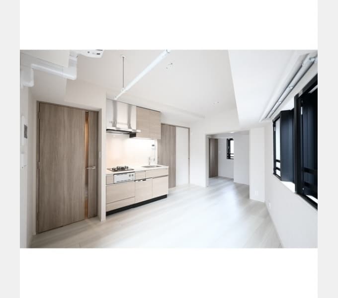 Room image 10