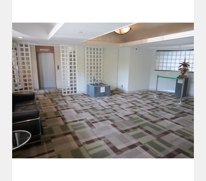 Room image 12