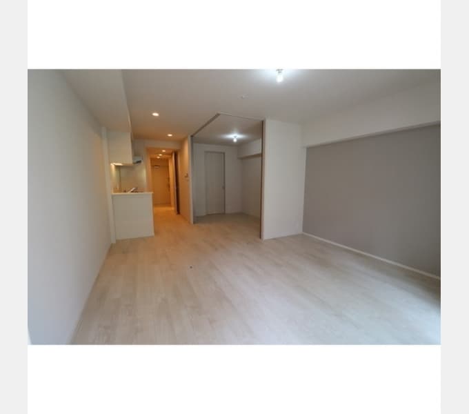 Room image 14