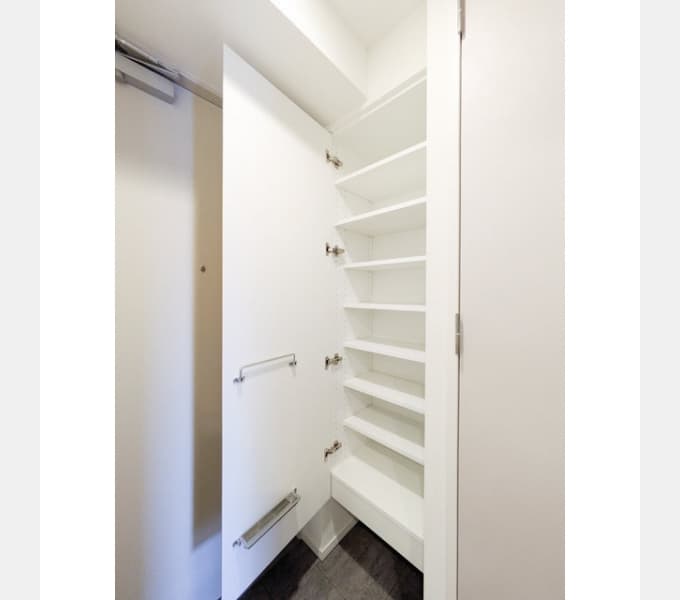 Room image 14