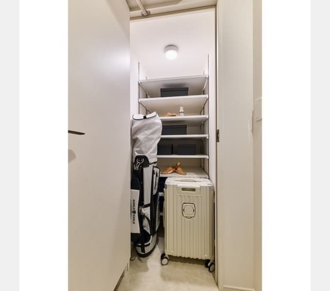 Room image 15