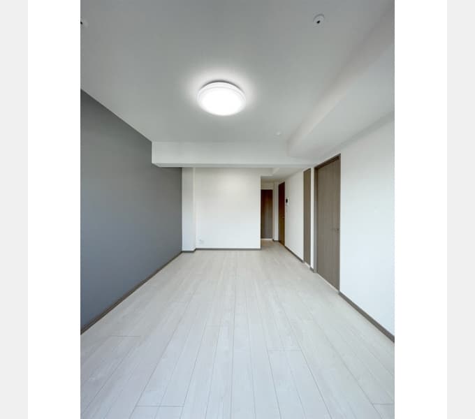 Room image 15