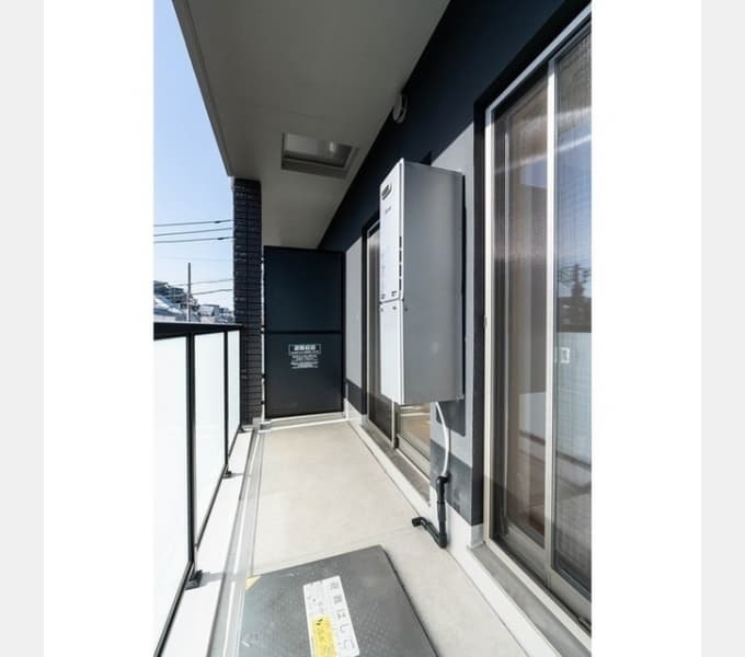 Room image 10