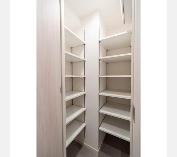 Room image 13