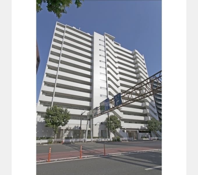 Main exterior of Park Flats Yokohama Park