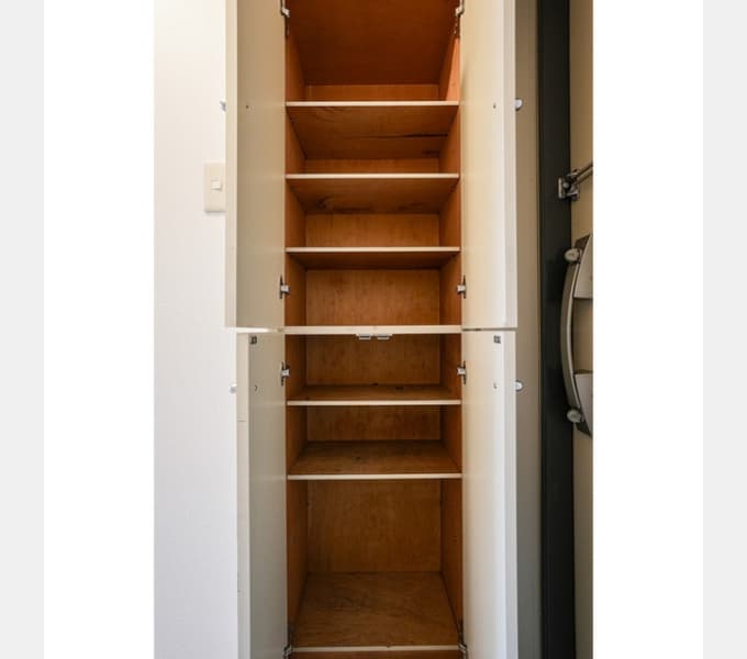 Room image 13