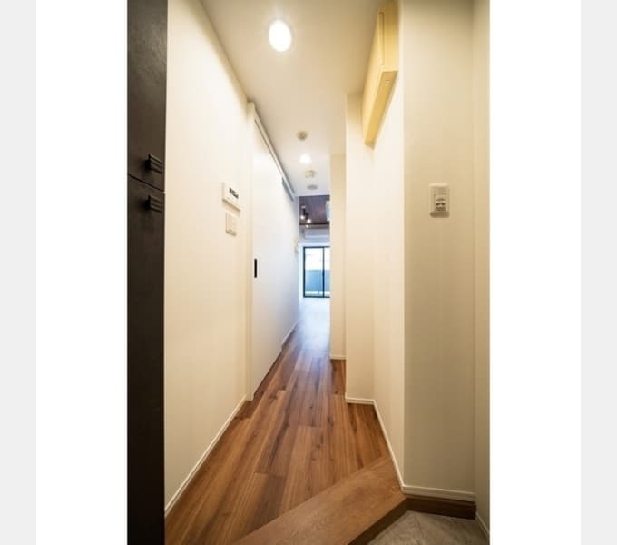 Room image 16