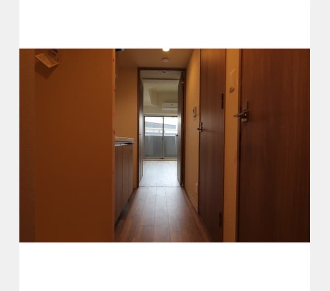 Room image 12