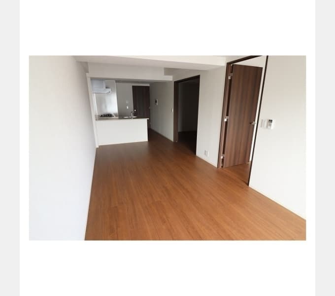 Room image 11