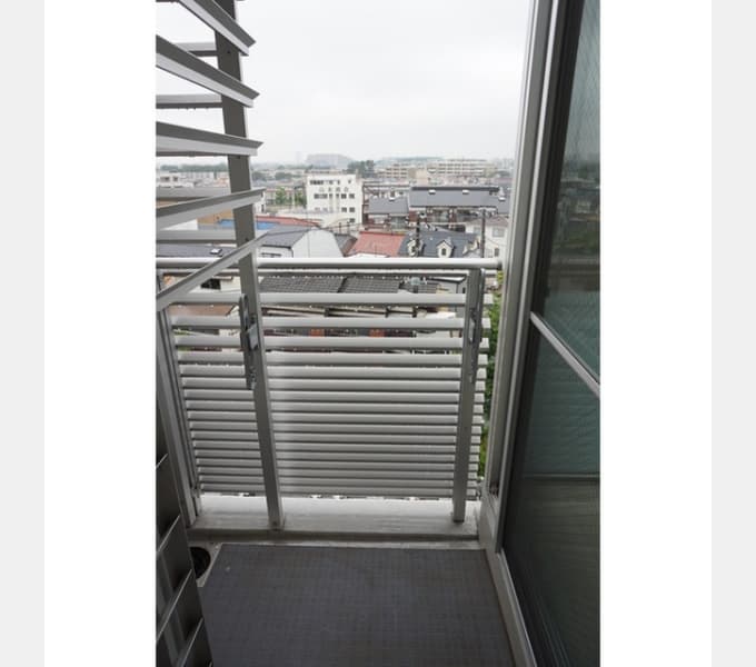 Room image 10