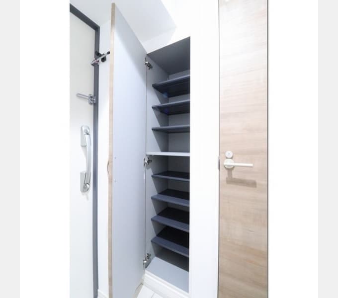Room image 10