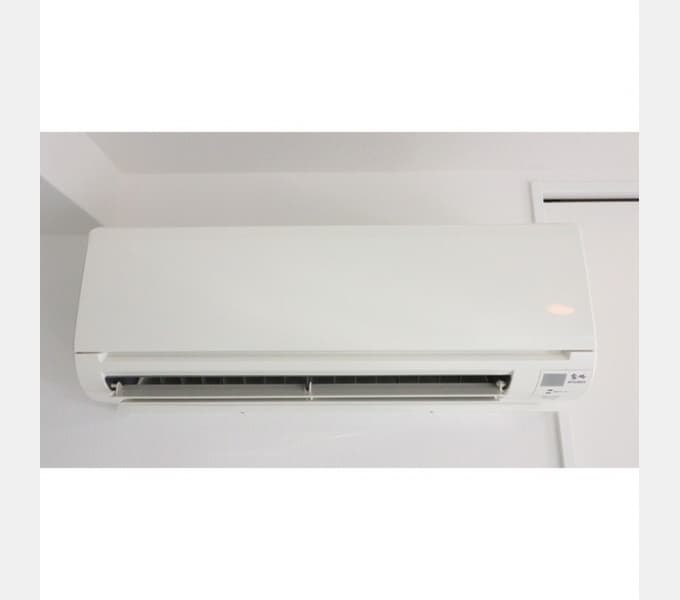 Room image 13