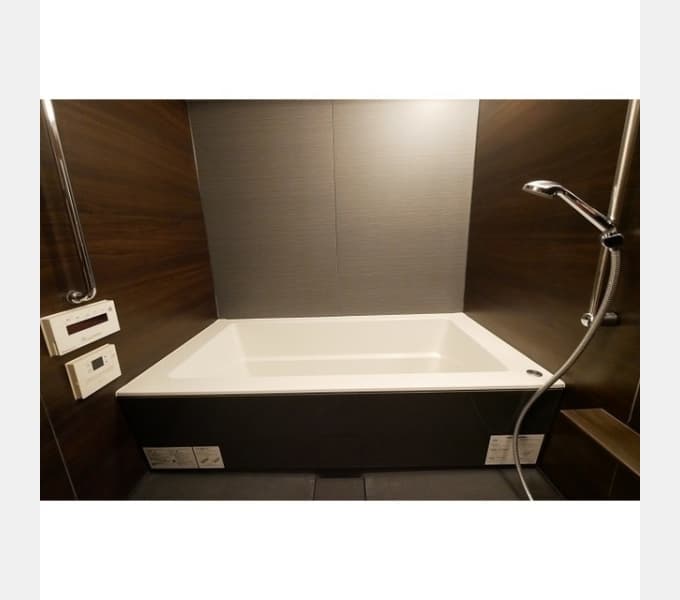 Room image 10