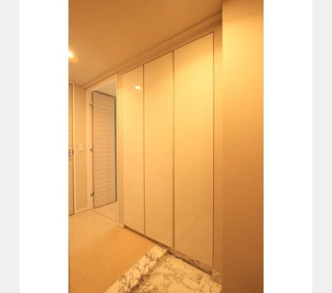 Room image 14