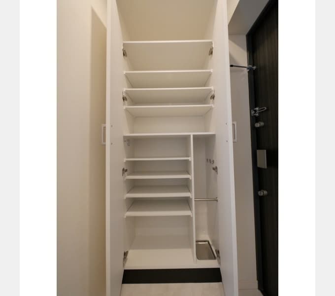 Room image 11