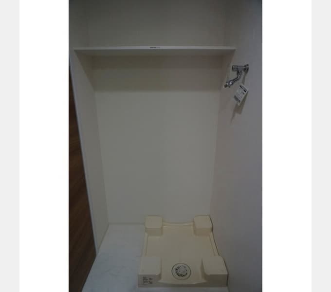 Room image 13